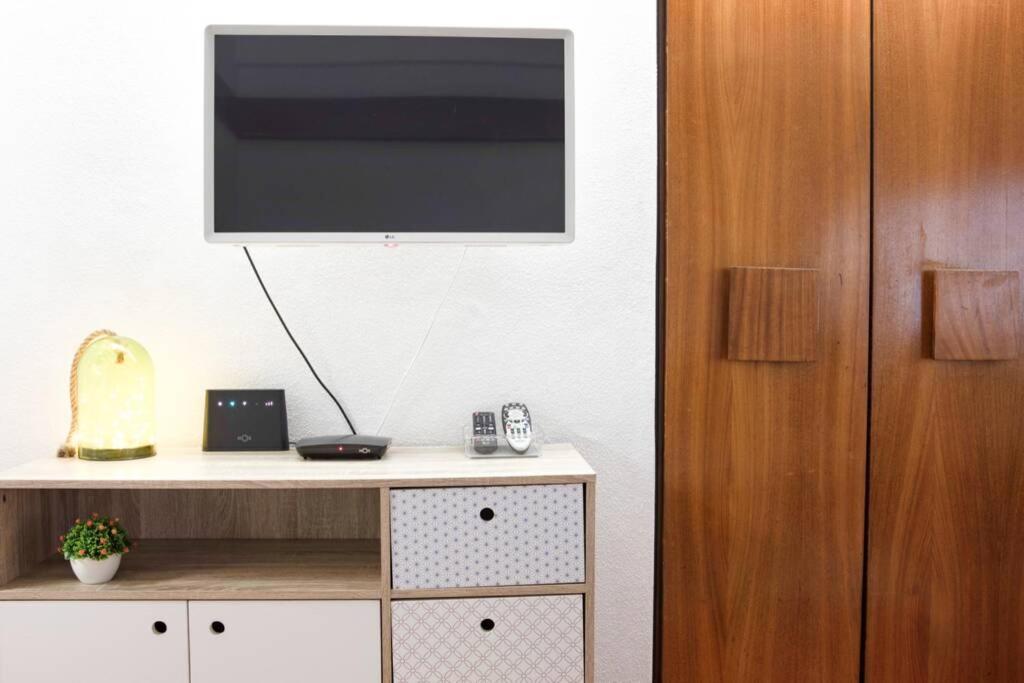 Estudio Vista Mar Com A/C E Acesso Privado A Praia Apartment Sesimbra Bagian luar foto